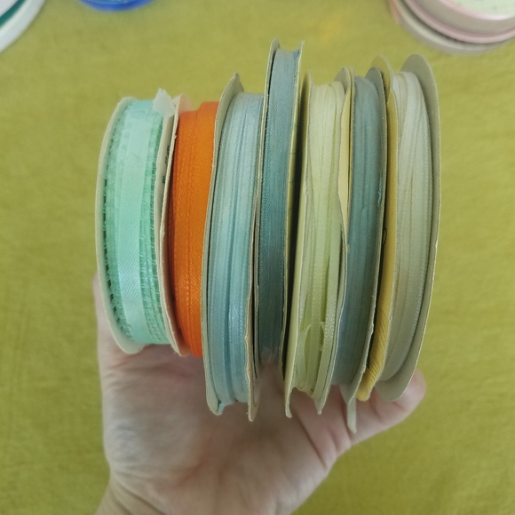 Vintage Ribbon Lot Mix Assorted Seasonal Mostly New & Vtg Lot Of 48 - Picture 15 of 15